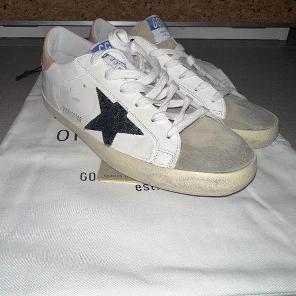 Super-Star Leather Upper and Heel Suede Toe Glitter Star - Picture 3 of 6